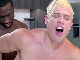 Bleached Twink Pounded By Parker Paynes Bbc - Naked World